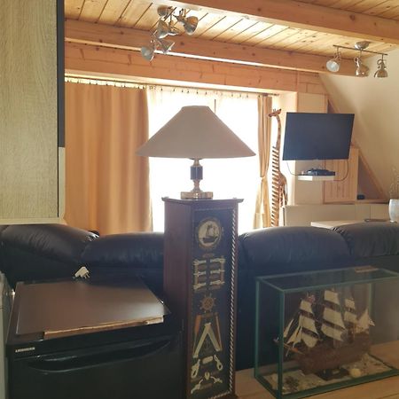Flamingo Apartman Балатонсарсо Екстериор снимка