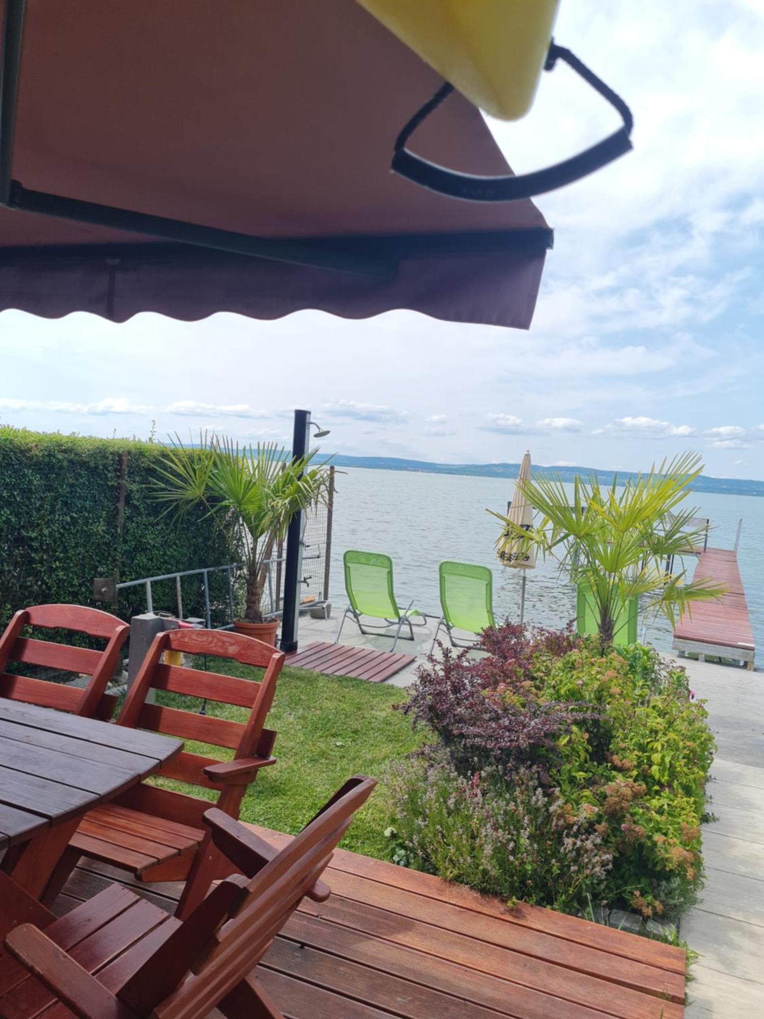 Flamingo Apartman Балатонсарсо Екстериор снимка